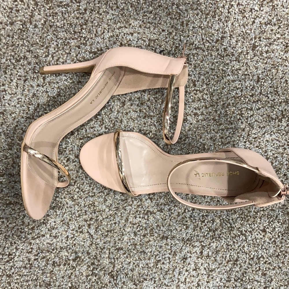 Nude, 4 inch heel, Size 10, Shoe Republic LA